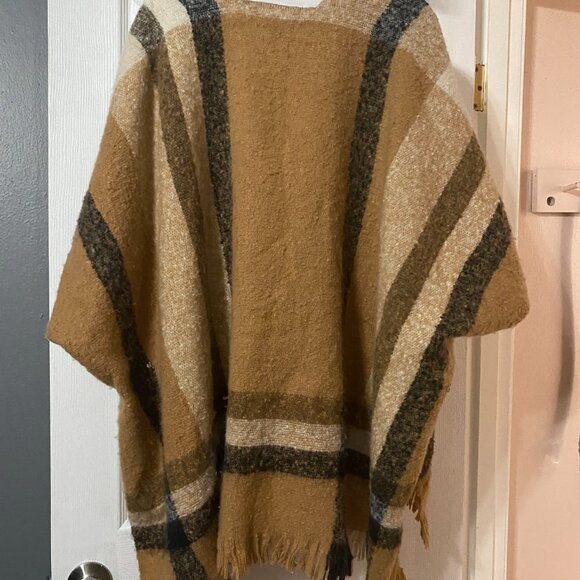 Nine West Poncho Sweater Women's Size: OS CUTE Fringe - Picture 5 of 6